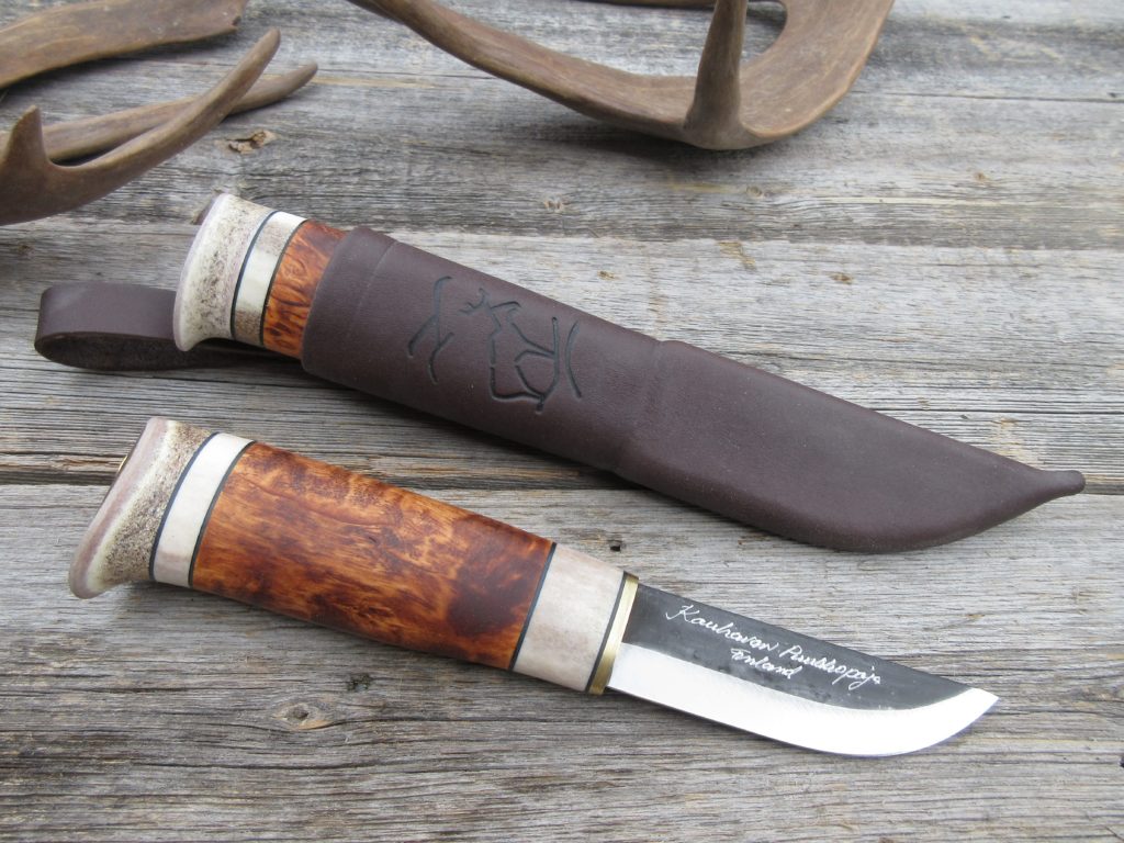 Eräpuukko, tuote 907, terä 90 mm
