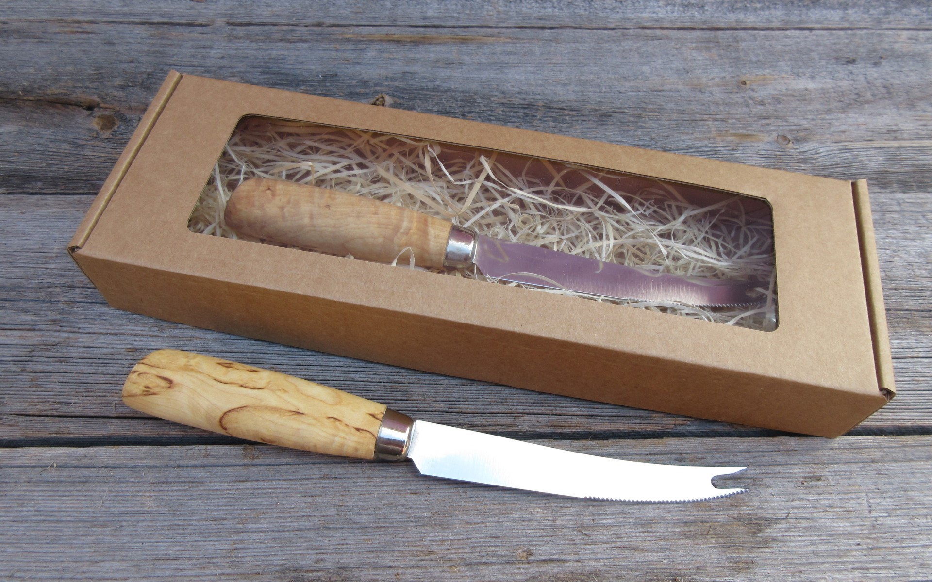 Juustoveitsi lahjarasiassa, terä 120 mm